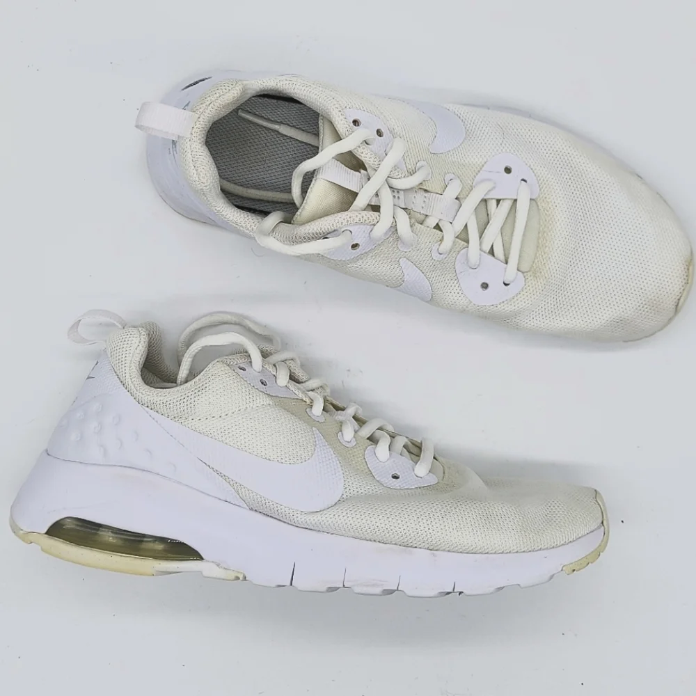 Nike Kids Air Max Motion LW Sneakers
